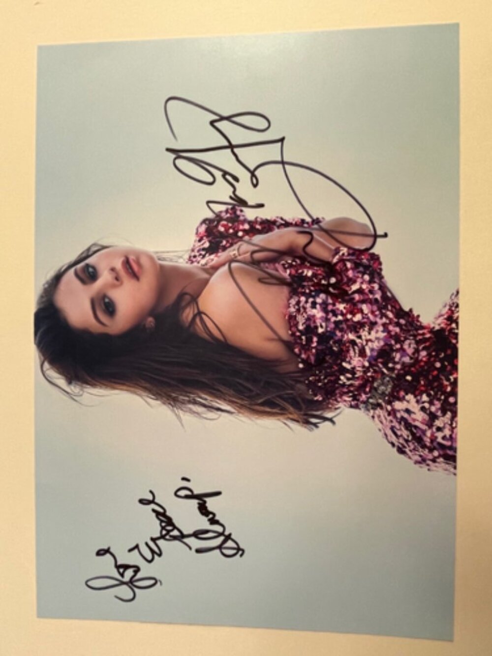 Selena Gomez Photo Hand Signed Autograph - 8 x 12 Photo W/ COA